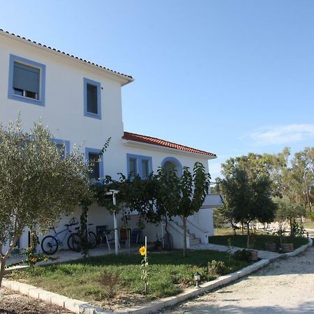 Romanos XI Xi Beach Exteriör bild