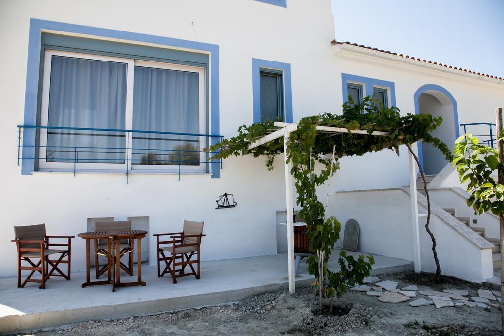 Romanos XI Xi Beach Exteriör bild